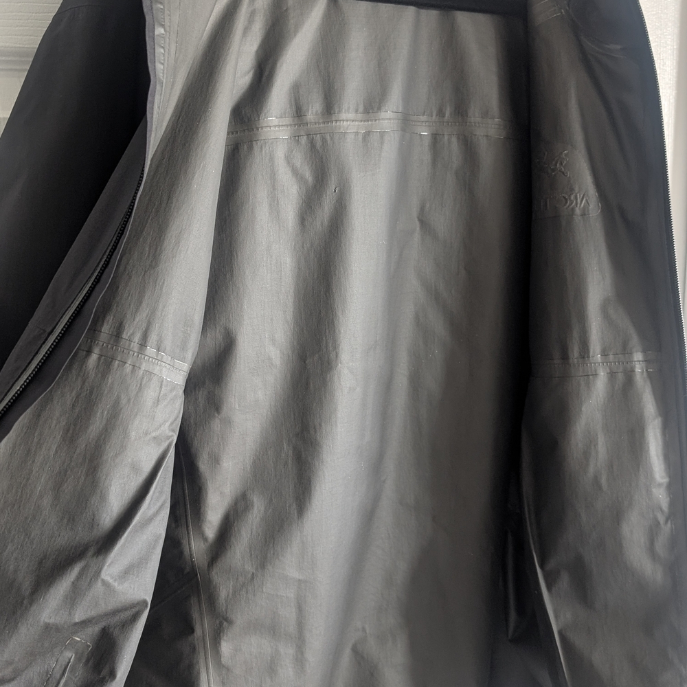 Arc'teryx Zeta SL Black Hooded Jacket Sz L Out Of Stock - Picture 5 of 9